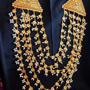 Beautiful kundan maala